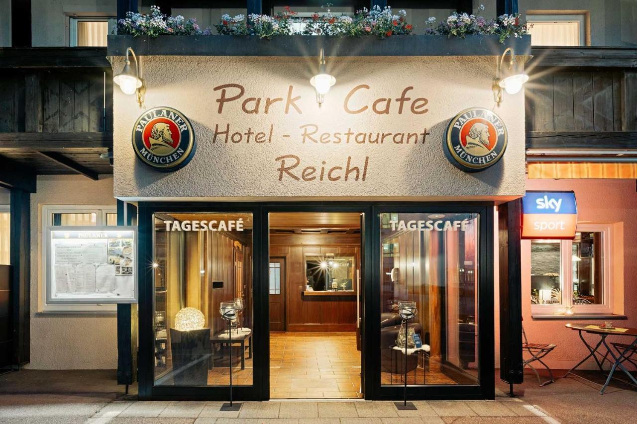 Hotel Park Cafe Reichl บาด อับบาค ภายนอก รูปภาพ